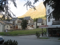 01.jpg
